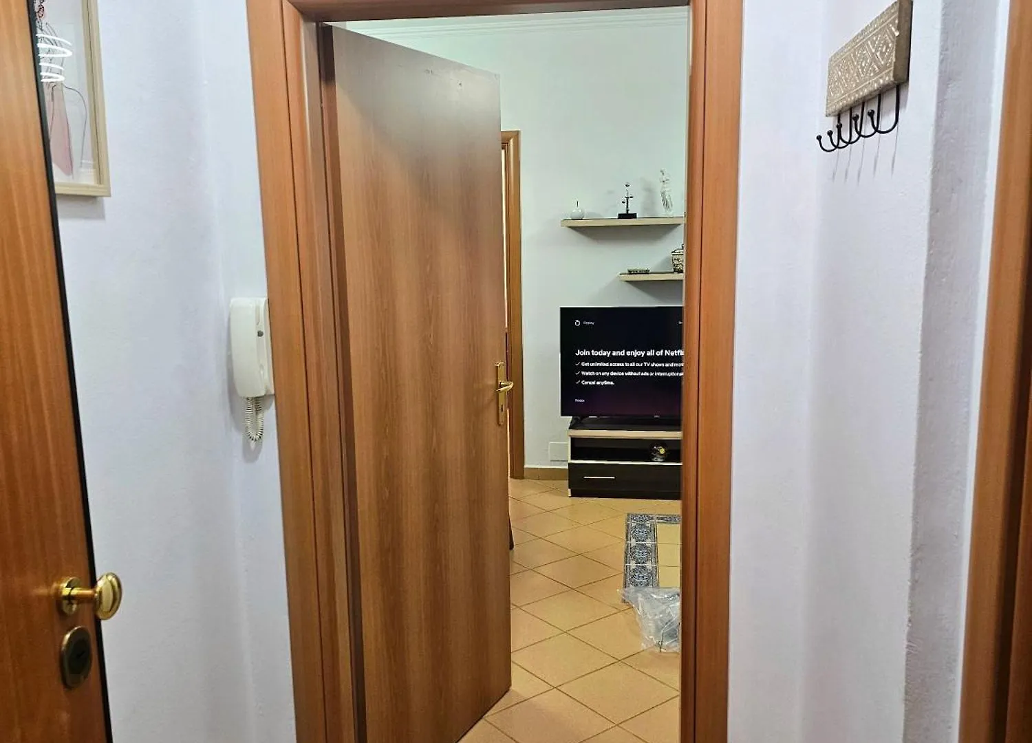 Tirana Downtown Apartment Albania