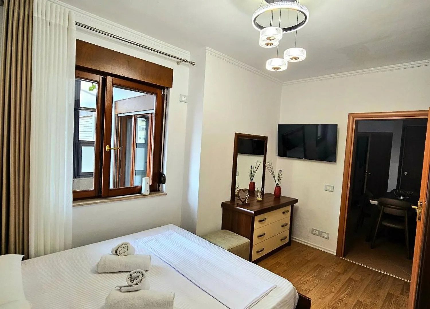 Tirana Downtown Apartment Albania