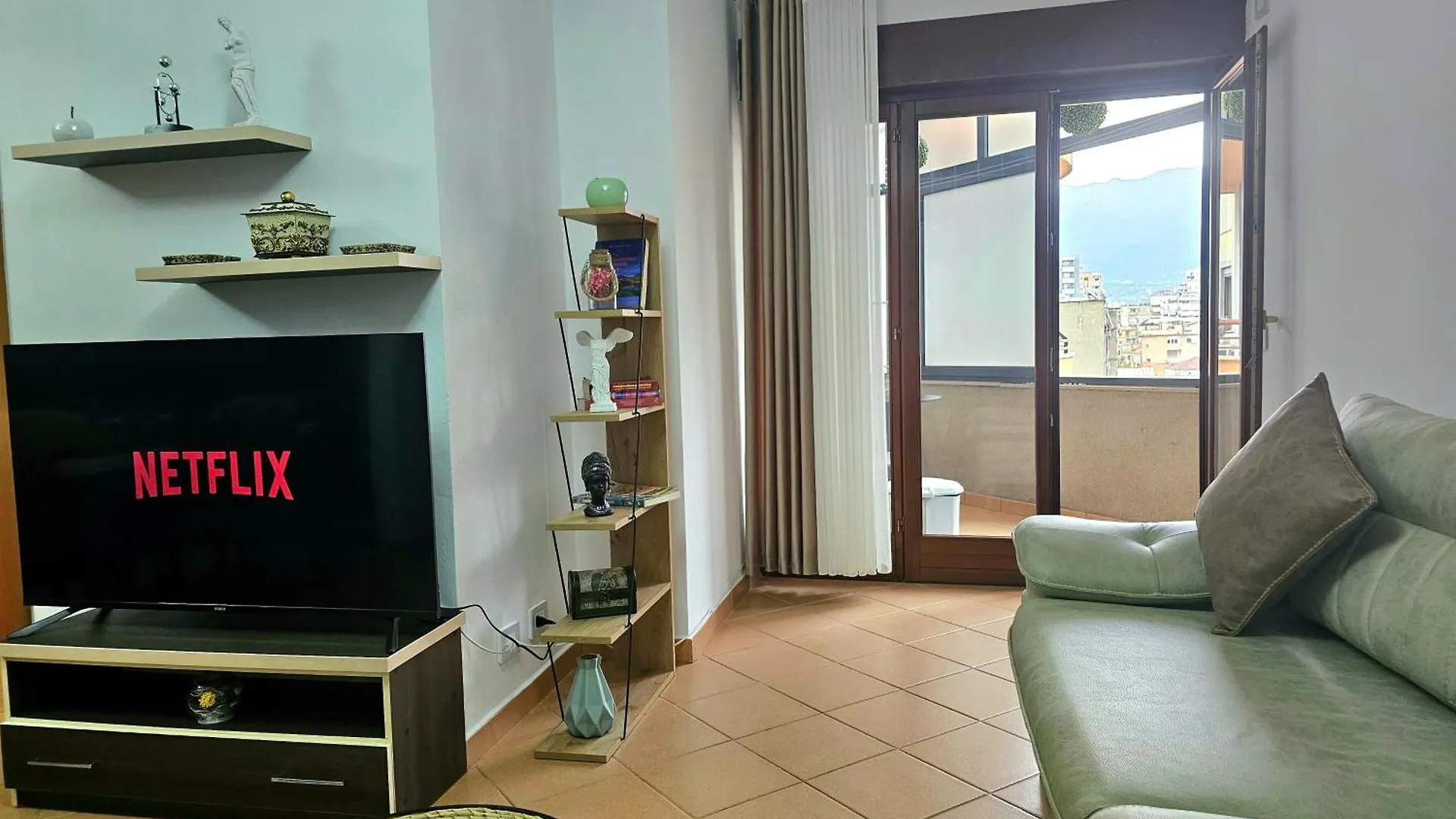 Tirana Downtown Apartment